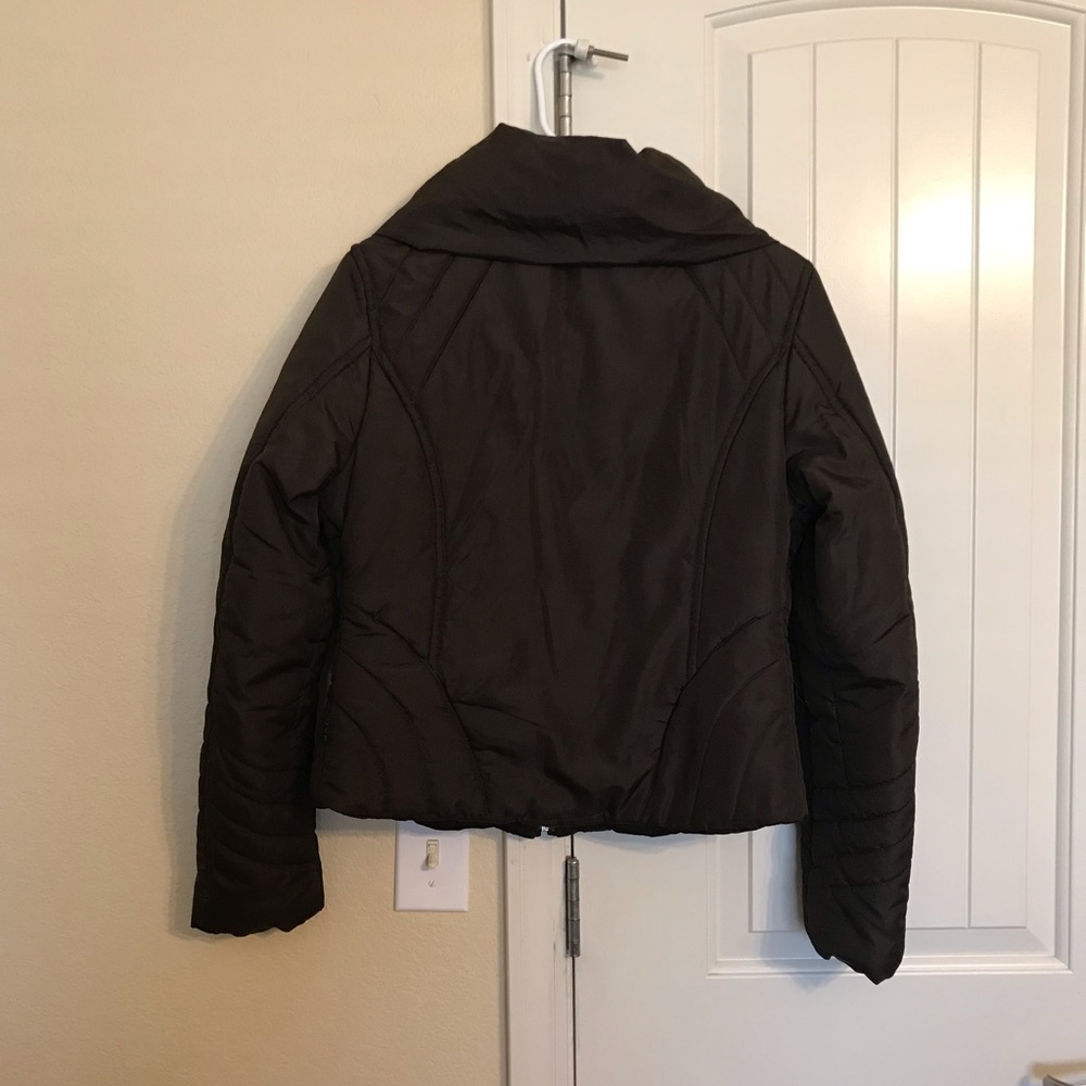 Lei Jacket - Picture 2 of 2